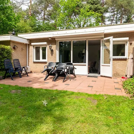 Holiday home Eekhoornbosch *