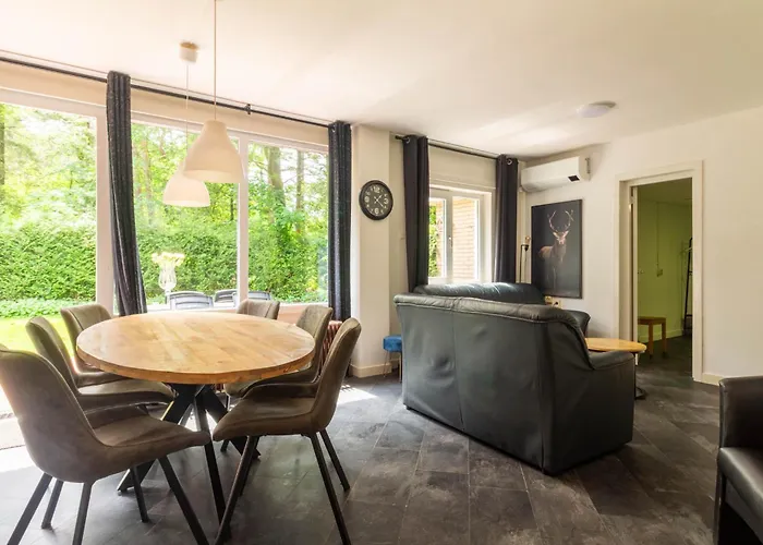 Holiday home Eekhoornbosch Otterlo