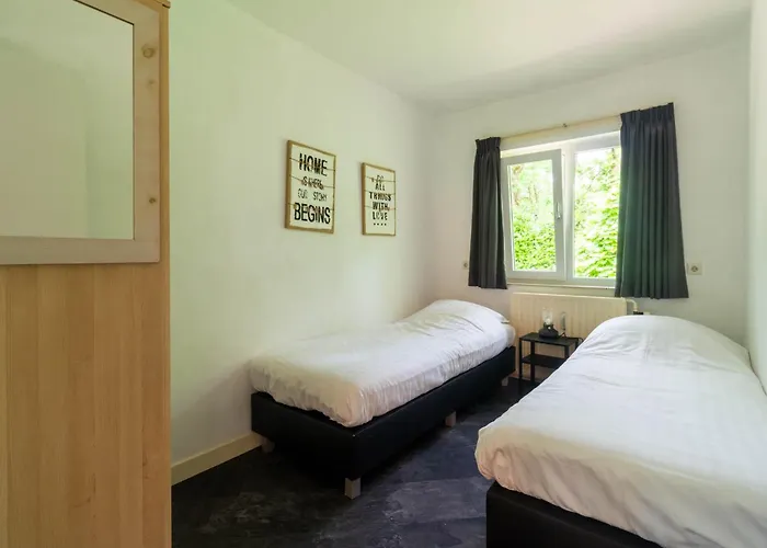 Holiday home Eekhoornbosch Otterlo